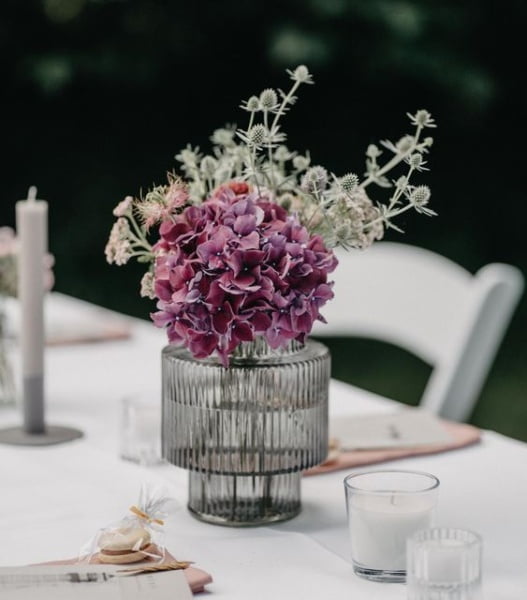 Naturally Modern: Inspiring Outdoor Wedding Decor Ideas modern outdoor wedding decor