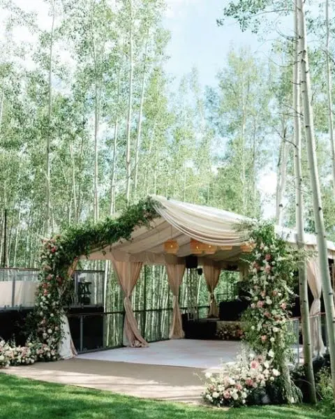 Aspen Grove Decor outdoor wedding reception decor