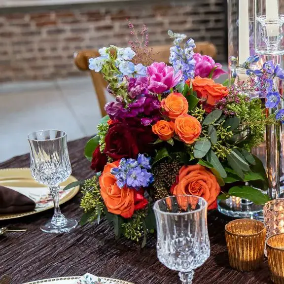 Floral Table Setting outdoor wedding reception decor