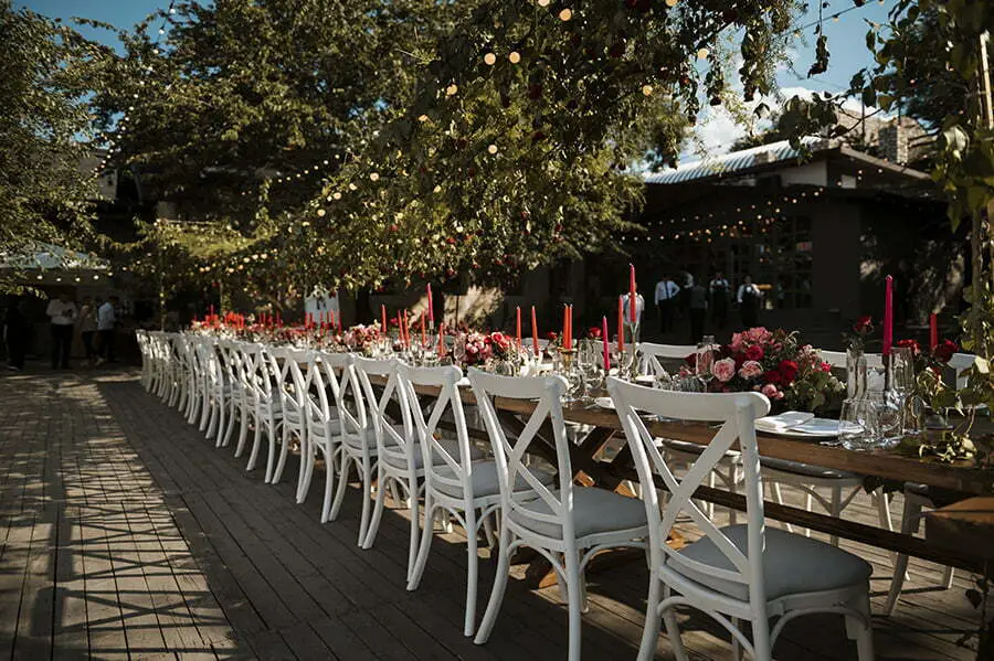 Refined Alfresco Dining wedding