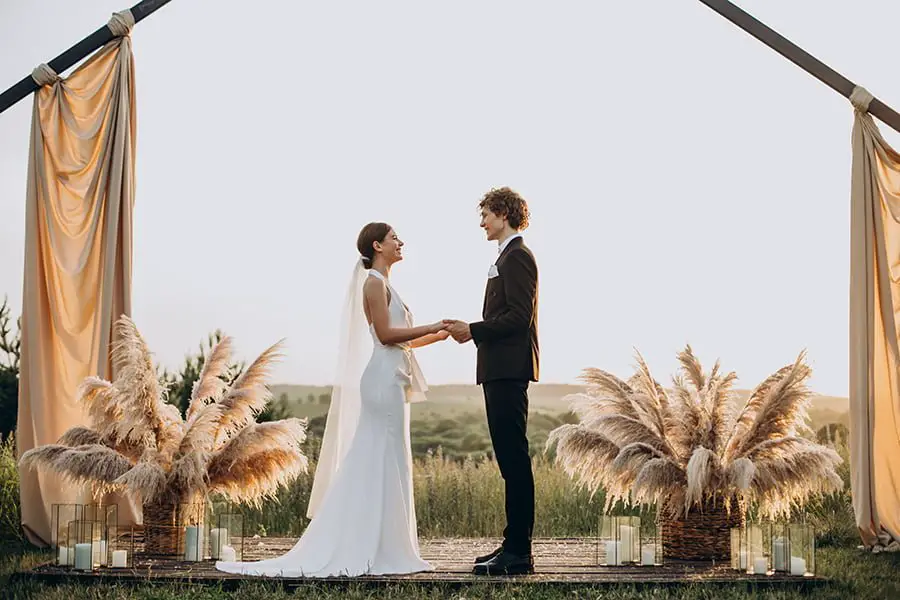 Vintage outdoor wedding