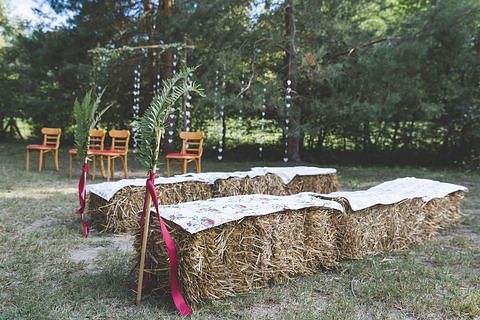 Enchanting Lord Of The Rings Wedding Decor In A Natural Setting natural outdoor wedding decoration