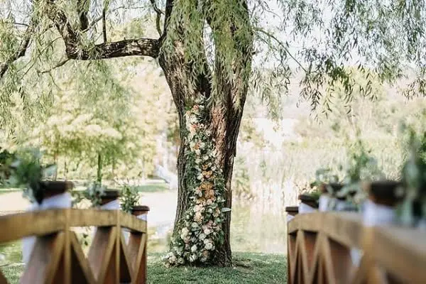 Enchanting And Organic: The Natural Wedding Ceremony With Floral Delights natural outdoor wedding decoration