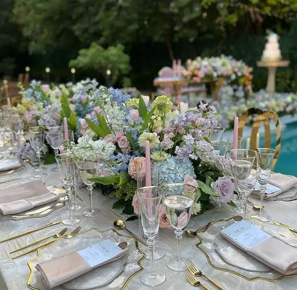 Enchanting And Ethereal: A Dreamy Spring Outdoor Wedding Decor Inspiration spring outdoor wedding decor