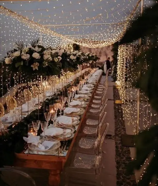 Romantic And Stunning Summer Garden Wedding Decor summer outdoor wedding decor