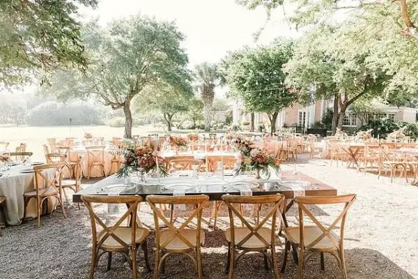 Rustic-Vintage Outdoor Wedding: A Perfect Blend Of Antique And Rustic Decor vintage outdoor wedding decor