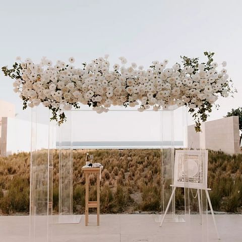 Dreamy And Captivating Outdoor White Wedding Decor Inspiration white outdoor wedding decor