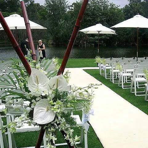Enchanting And Serene: Ivory And White Outdoor Wedding Decor At Royal Botanic Gardens white outdoor wedding decor