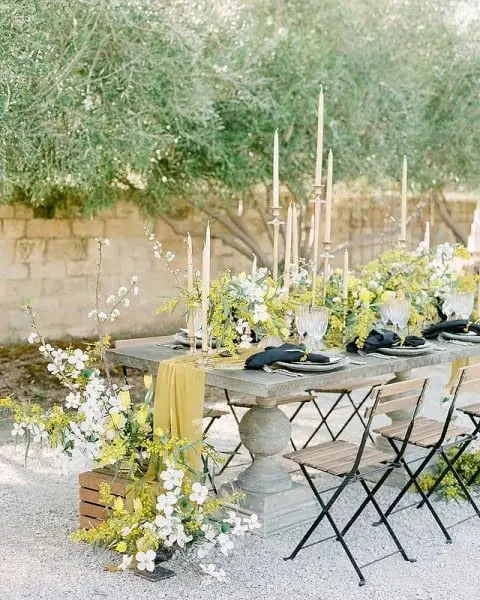 Sunshine-infused And Wild: A Yellow Outdoor Wedding Decor Delight yellow outdoor wedding decor