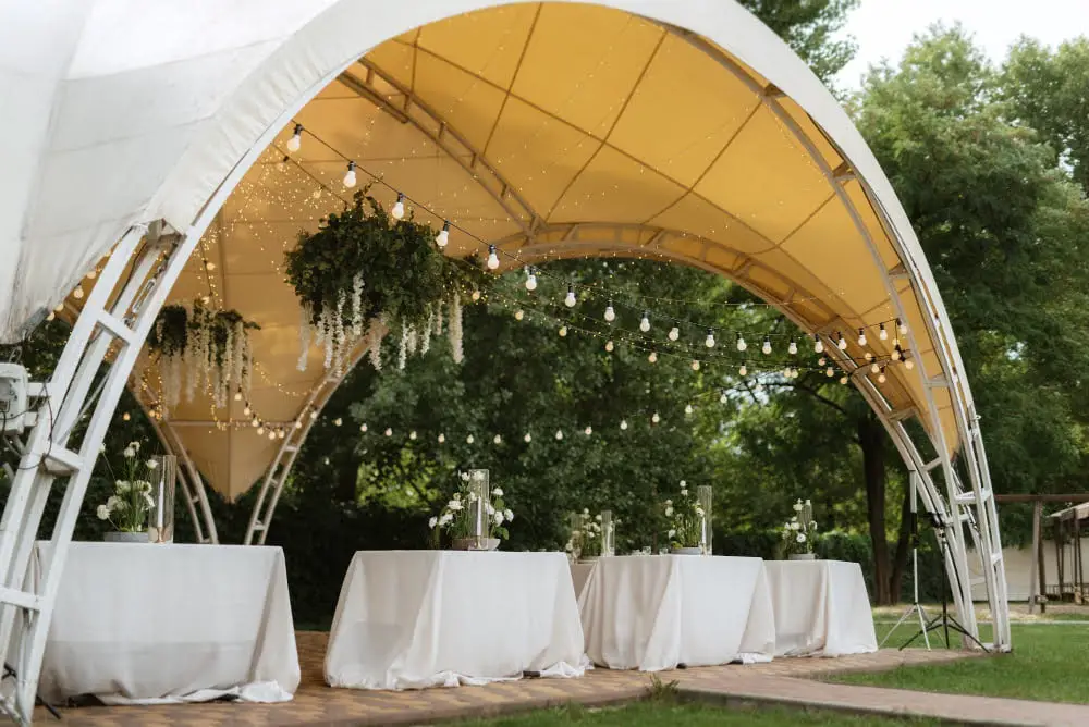 outdoor wedding Creative Tent