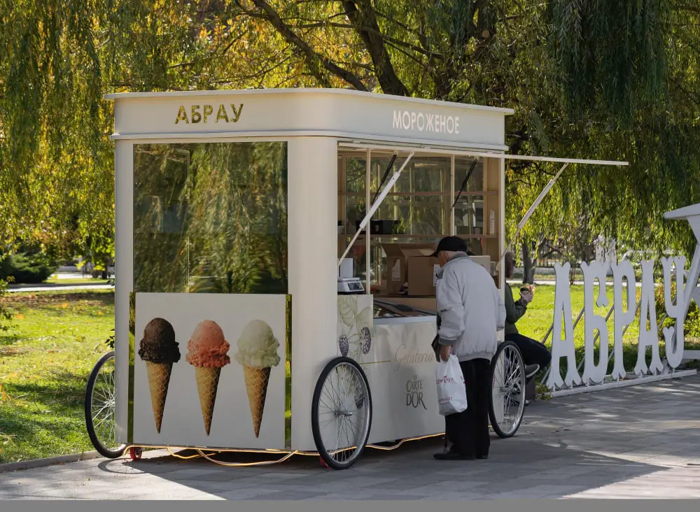 Gelato Cart at wedding venue