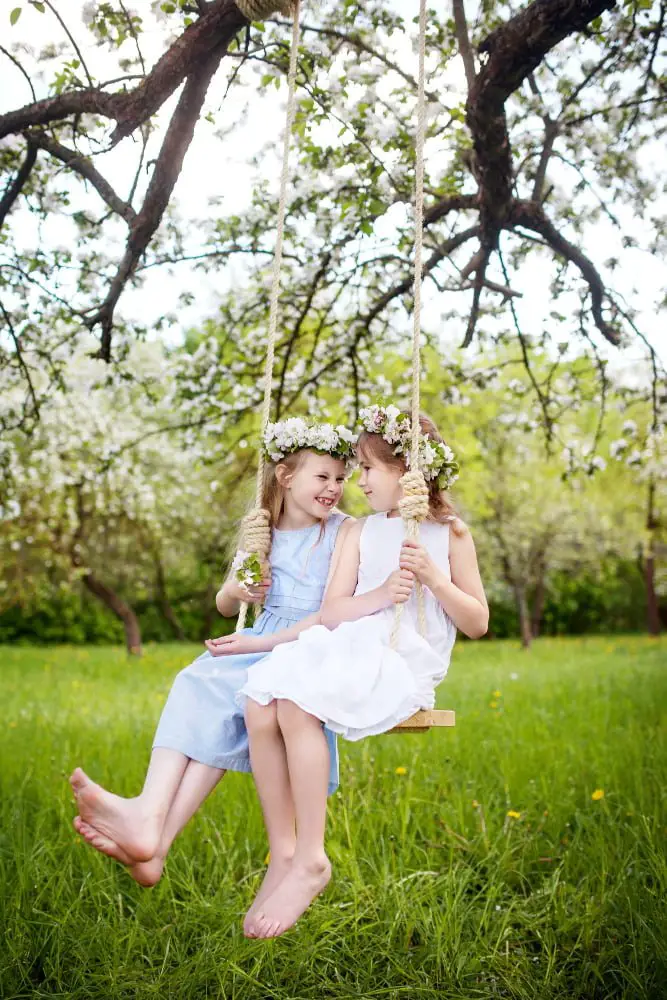 child entertainment at outdoor wedding