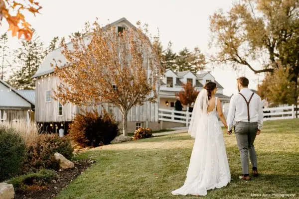 Legacy Hill Farm outdoor wedding venues in Minnesota