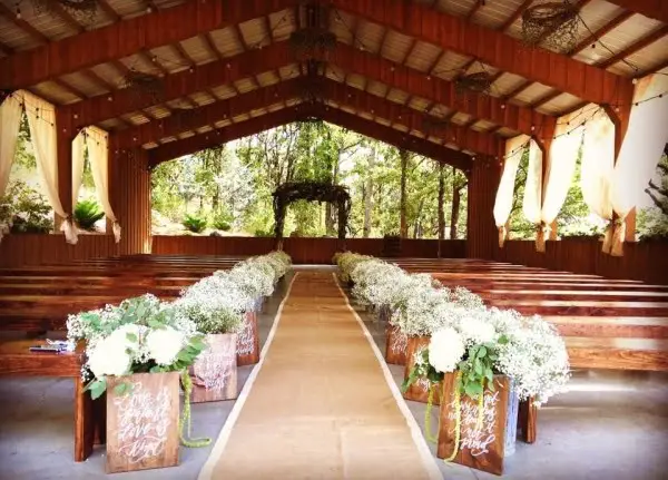 Moore Farms Rustic Weddings and Event Barns outdoor wedding venues in Oklahoma