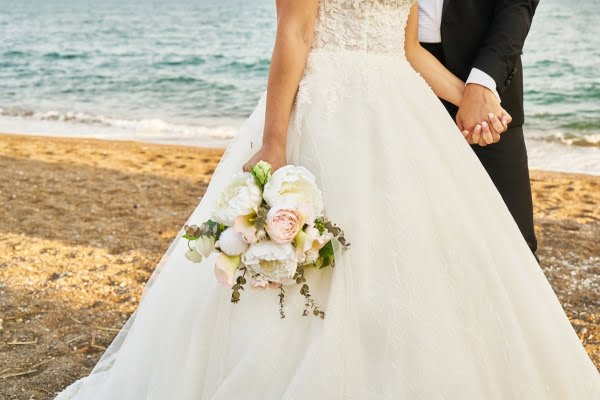 A Rhode Island Beach Wedding outdoor wedding venues in Rhode Island