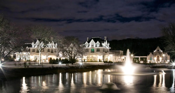 Park Chateau Estate & Gardens outdoor wedding venues in New Jersey