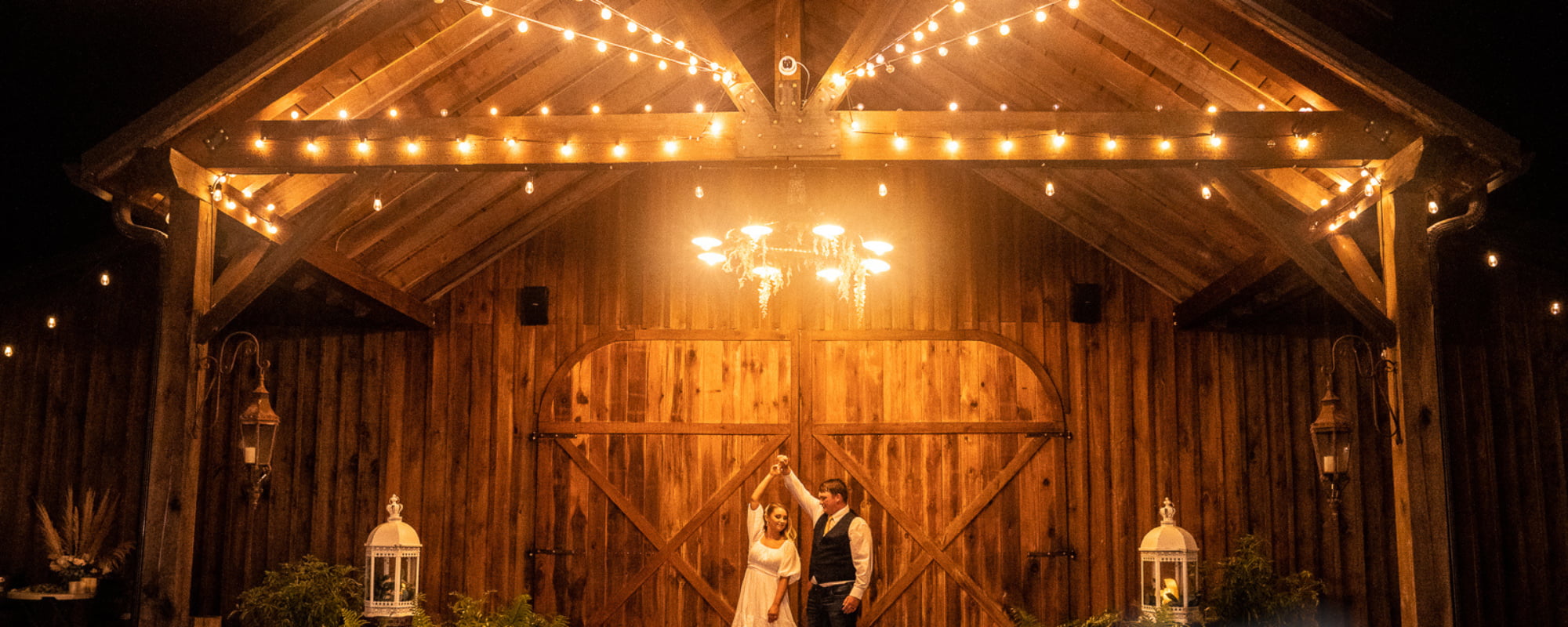 The Hidden Homestead outdoor wedding venues in Kentucky