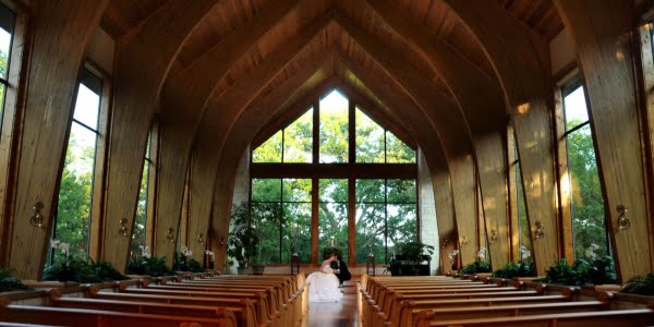 Thunderbird Chapel outdoor wedding venues in Oklahoma