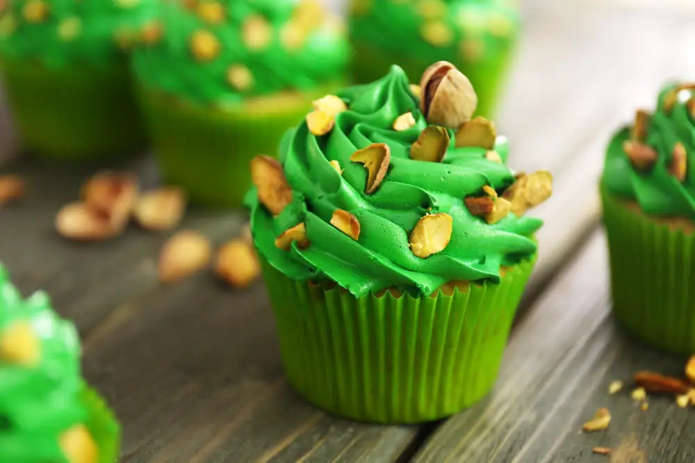 Camo Fondant Cupcakes for Dessert