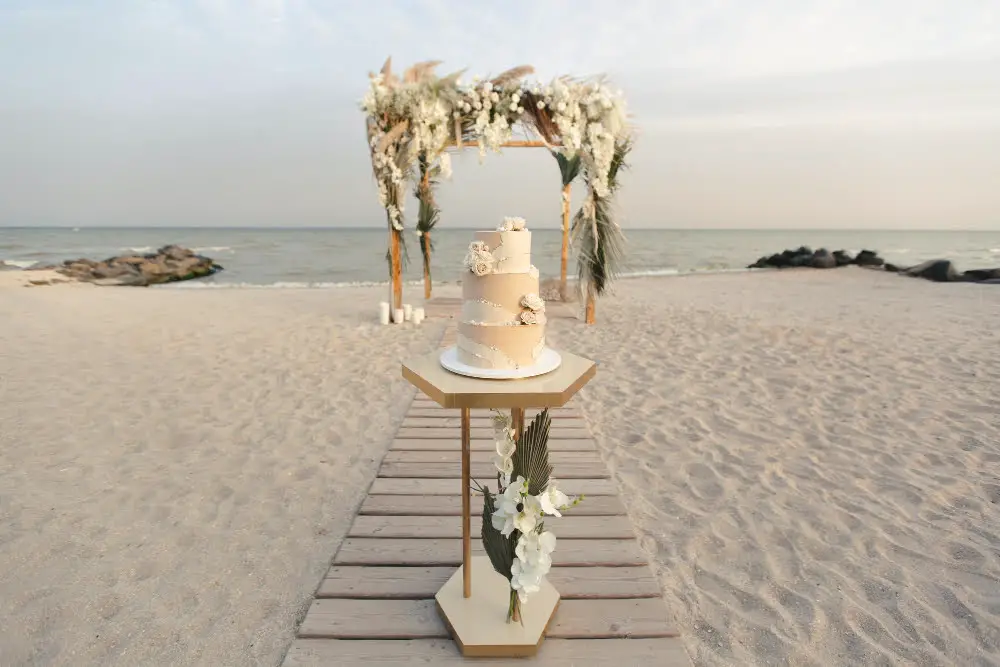 Outdoor Beach Wedding Cake