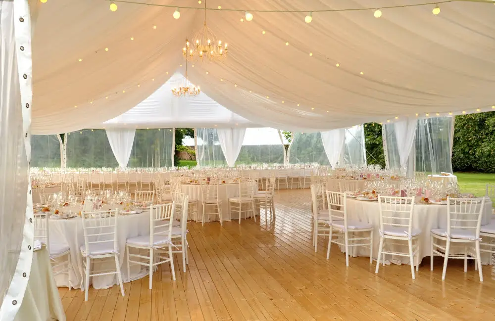 Outdoor Wedding Tent Lighting