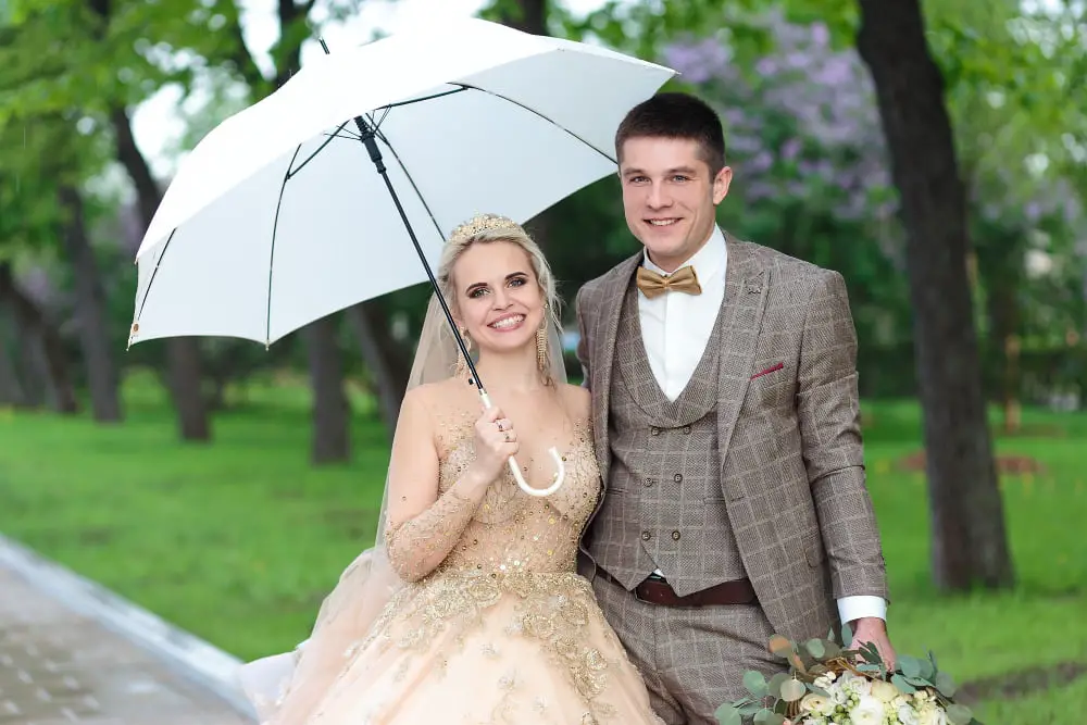Protective Gear for Rainy Outdoor Wedding Photography